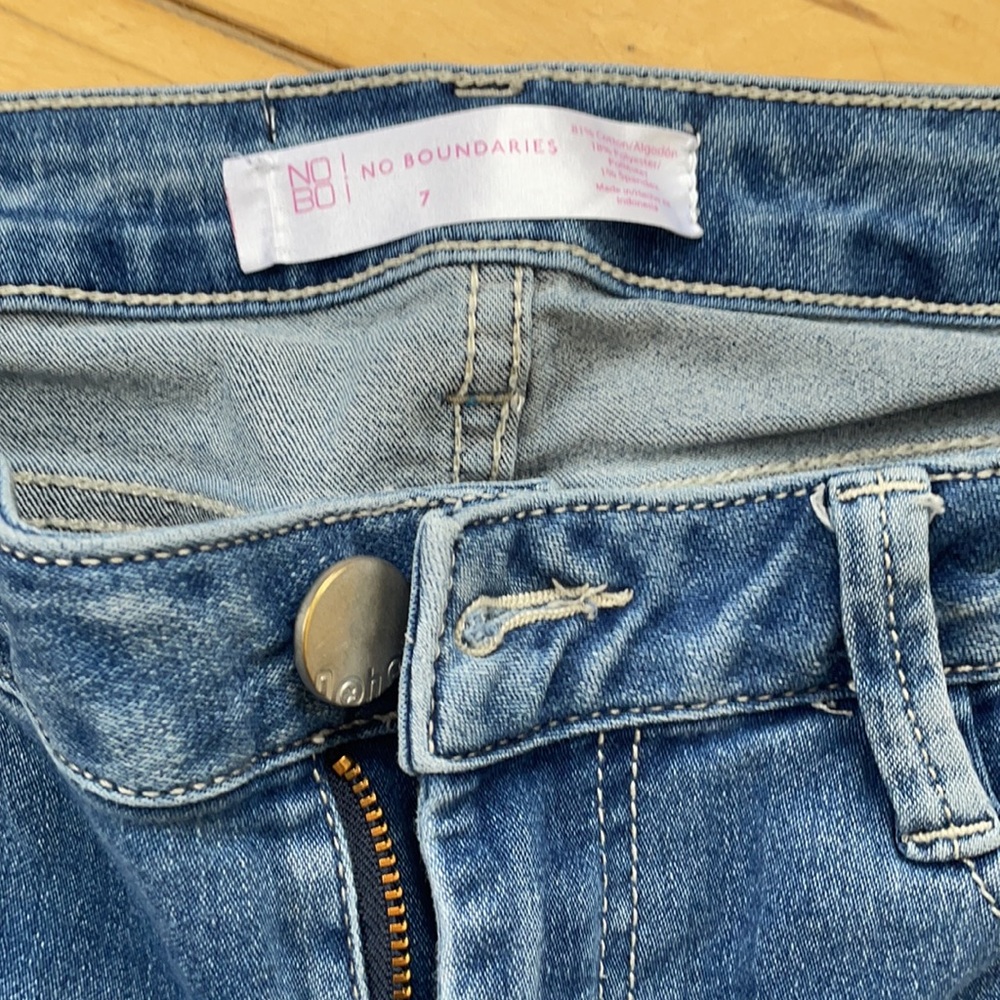 Jeans - Picture 3 of 5